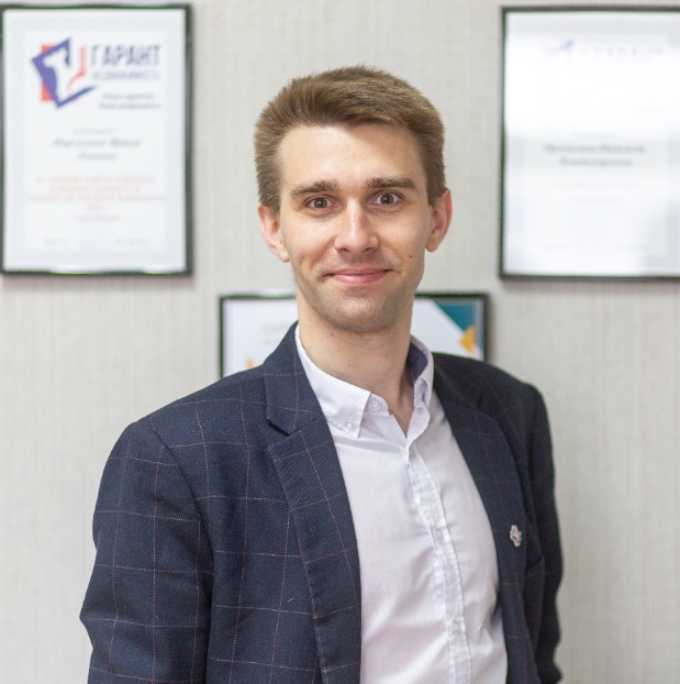 Дмитрий Демиденко