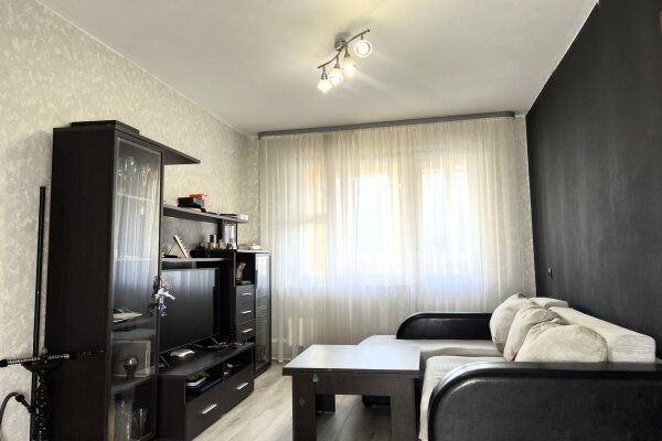 Продаётся 3- комнатная квартира по ул. Городецкая, 2, ст. метро Уручье