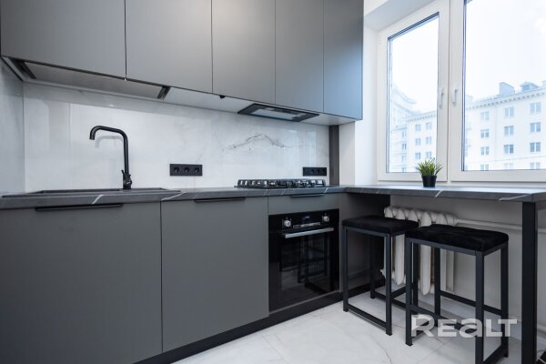 Продажа квартир, комнат – Минск, Независимости просп., 89