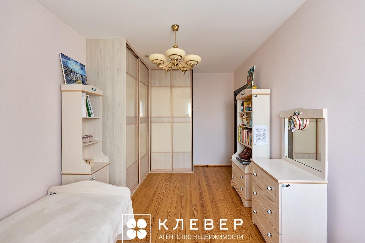  93.1м.кв., комнат 3, г. Минск (Богдановича ул., 130)