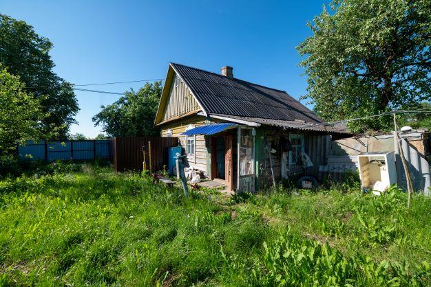  35.6м.кв. (участок 7.64сот.), д. Домашаны (Центральная ул.)