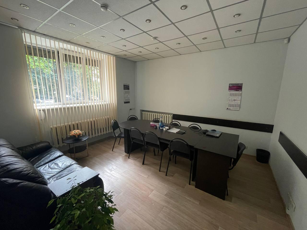 Office 6 rooms 108 m² in Minsk, Belarus