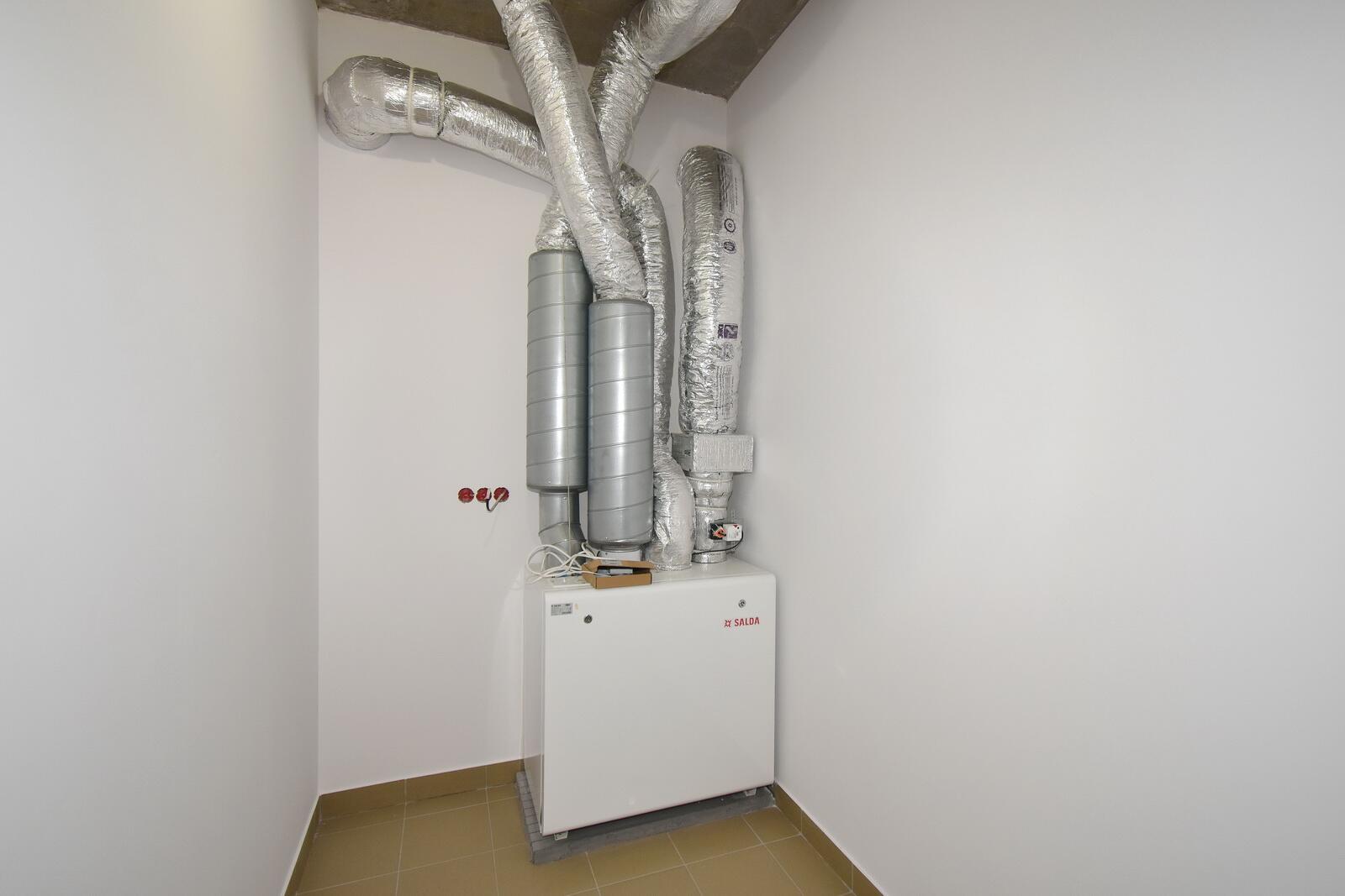 Cottage 232 m² Astrashitskagaradokski rural council, Belarus