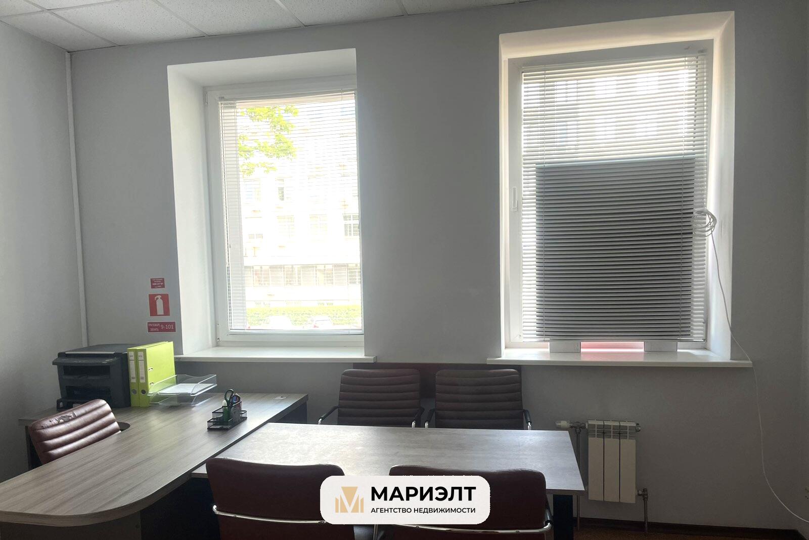 Office 3 rooms 97 m² in Minsk, Belarus