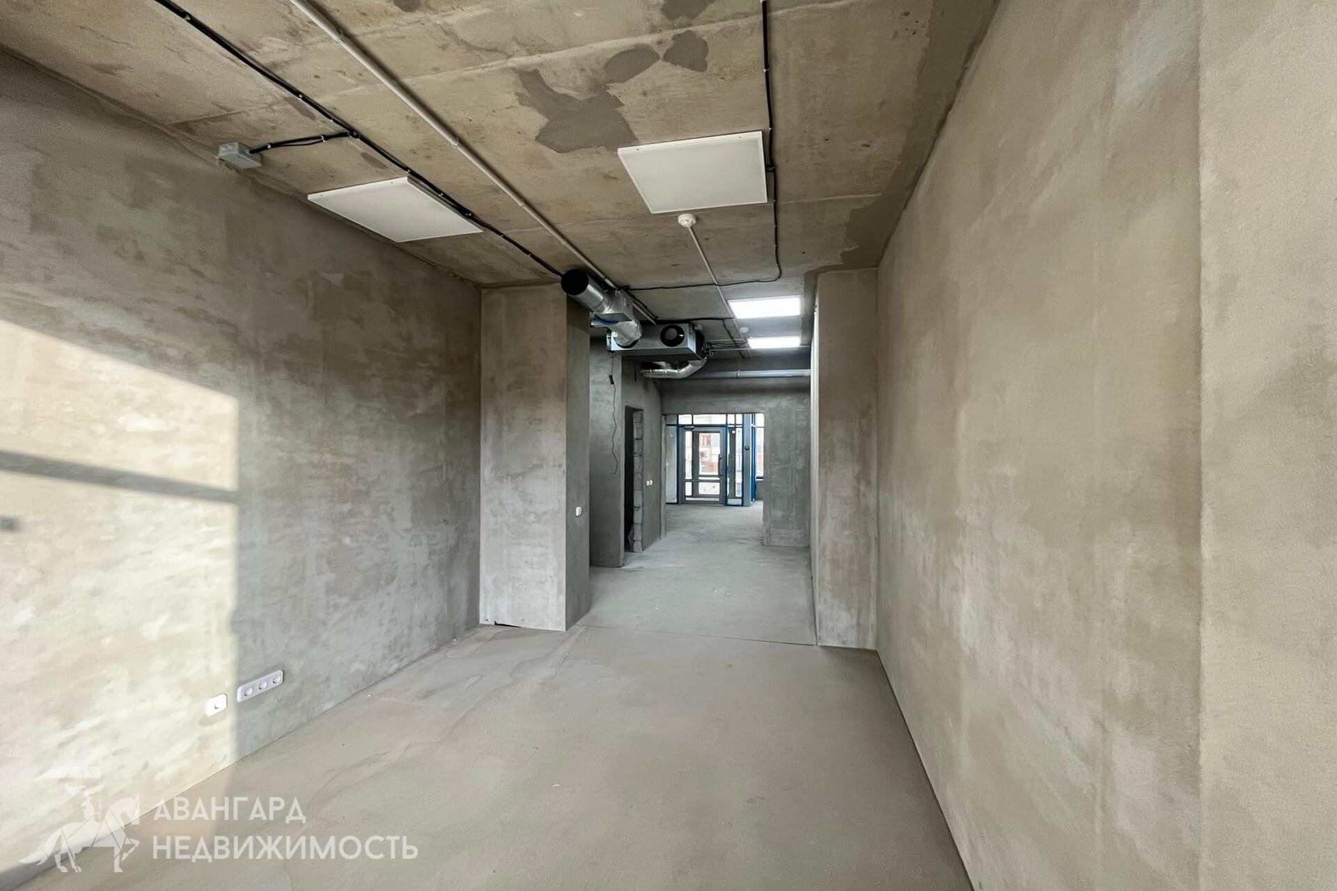 Shop 2 rooms 64 m² in Minsk, Belarus