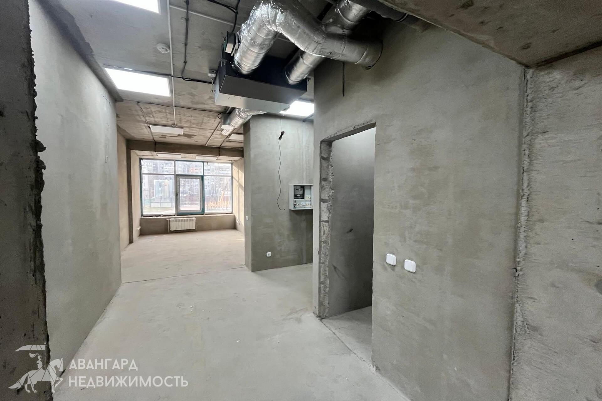 Shop 2 rooms 64 m² in Minsk, Belarus