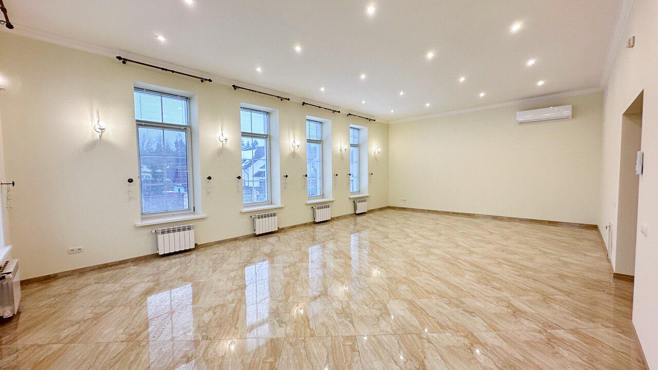 Dom 517 m² Drozdava, Białoruś