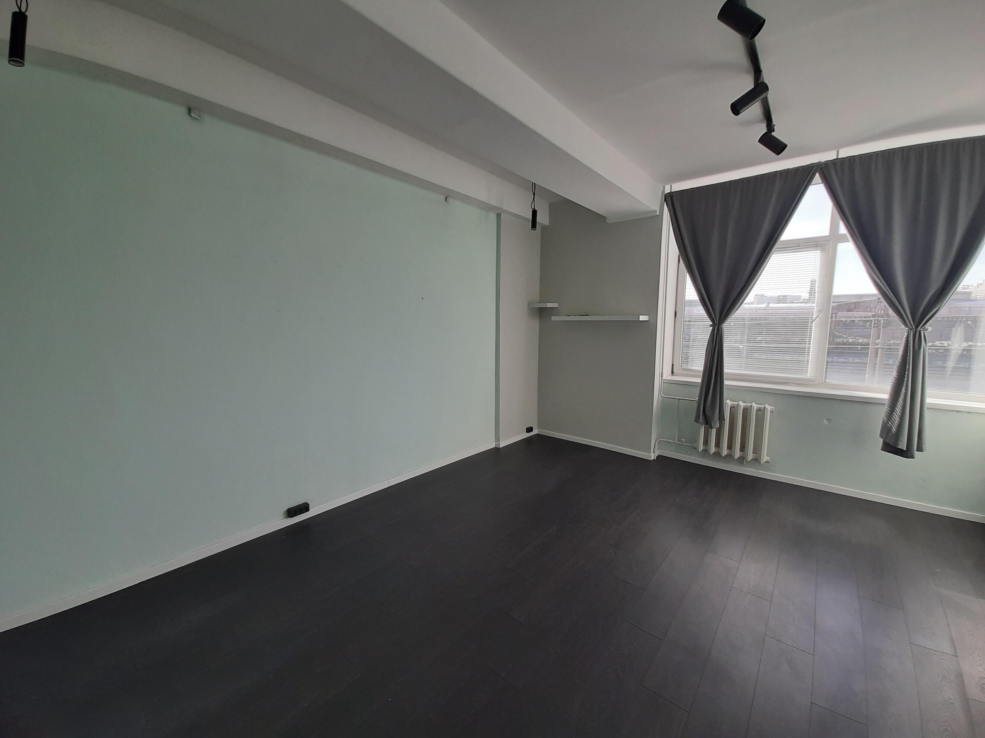 Office 2 rooms 42 m² in Minsk, Belarus