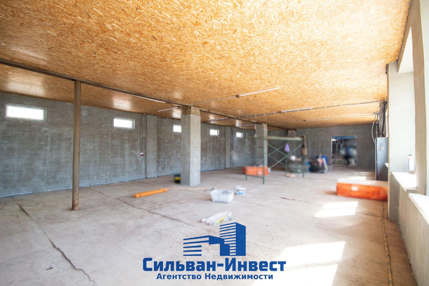 Entrepôt 416 m² à Tchervien, Bélarus