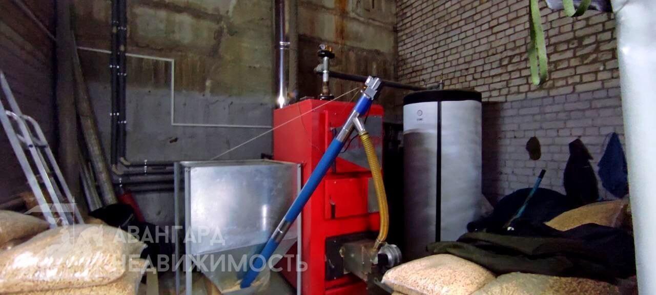 Commercial property 946 m² in Minsk, Belarus