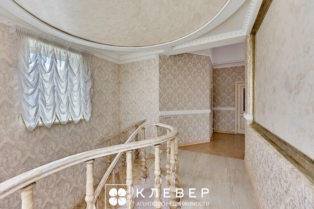  295.4м.кв. (участок 8.35сот.), аг. Ждановичи (Жемчужная ул.)