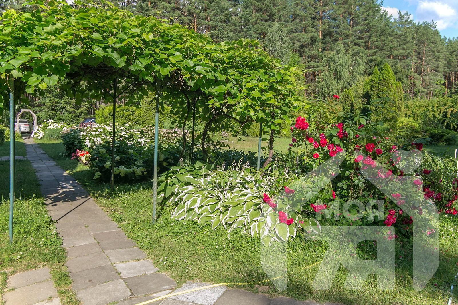 Cottage 168 m² Miadzielski sielski Saviet, Belarus