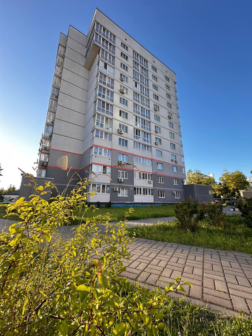  78.5м.кв., комнат 3, г. Минск (Горный пер., 8)