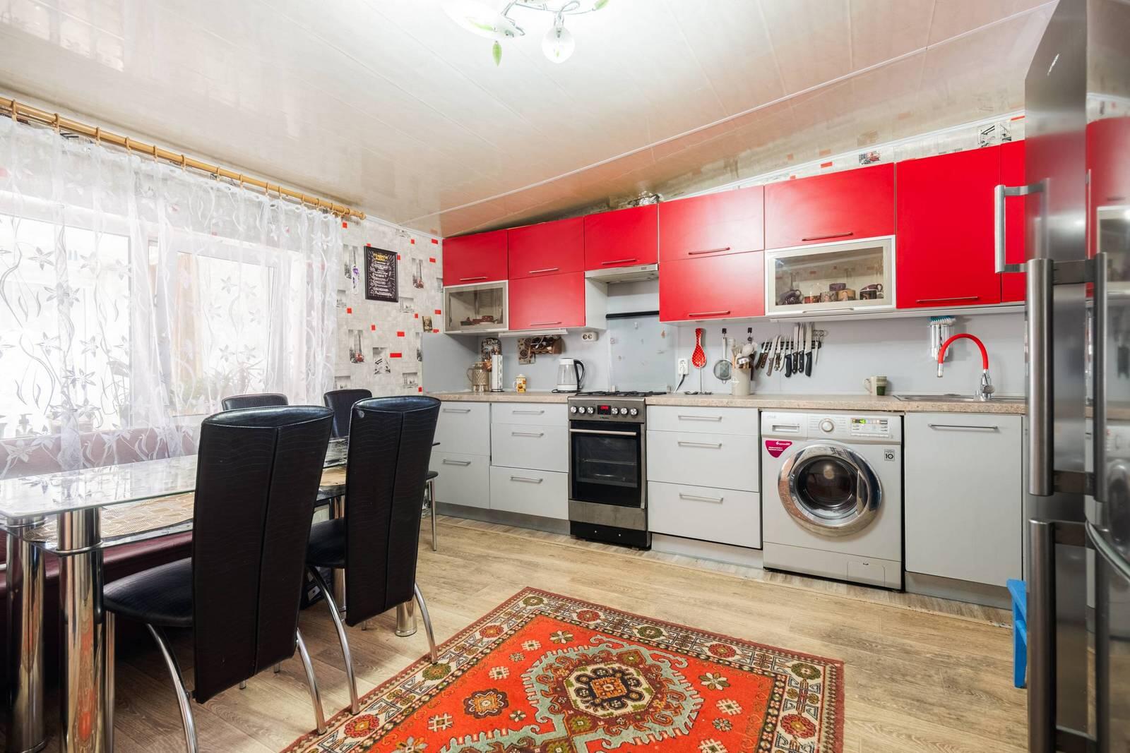 Haus 93 m² Papiarnianski sielski Saviet, Belarus