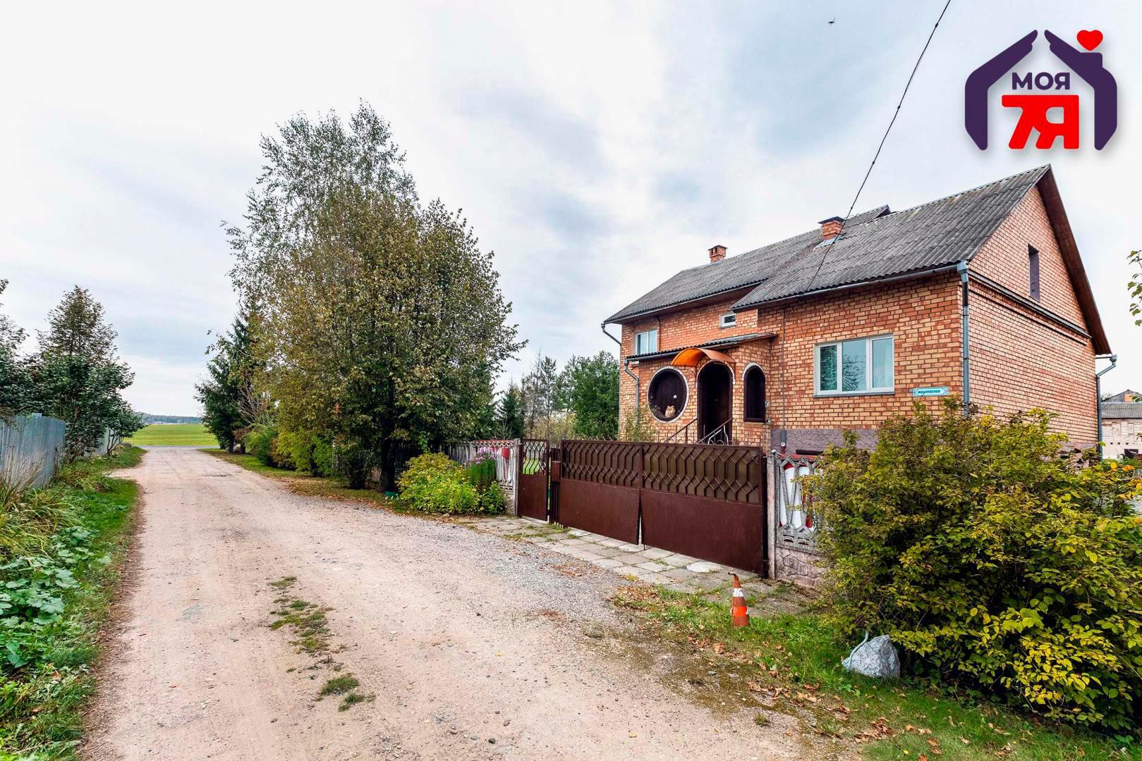 Casa 186 m² Yelnitsa, Belarús