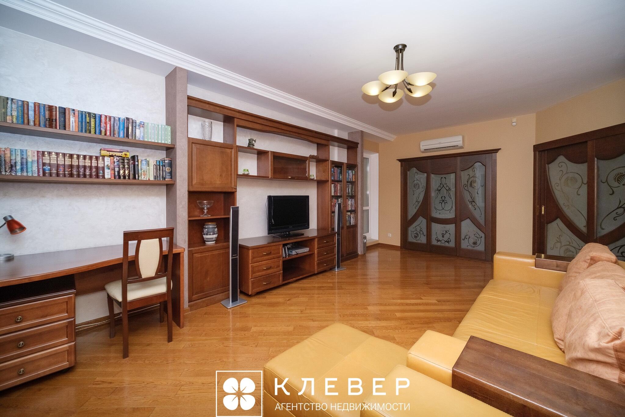  114.9м.кв., комнат 3, г. Минск (Гвардейская ул., 16)