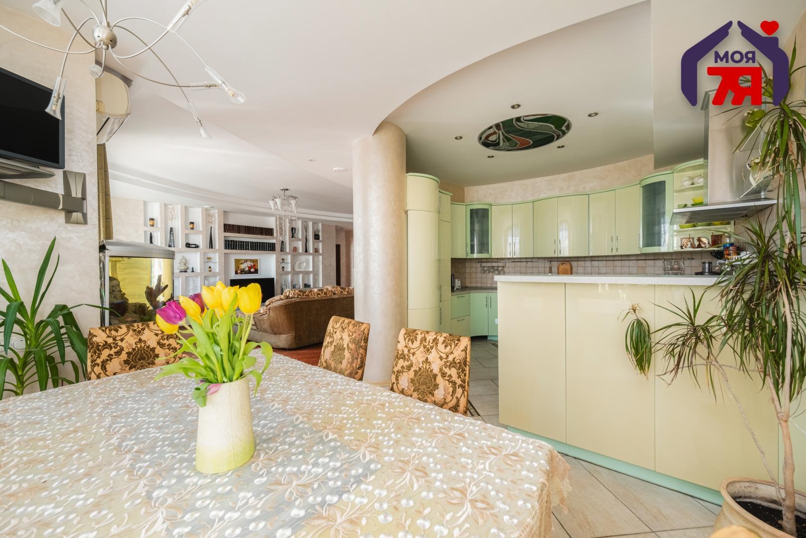 Apartamento 5 habitaciones 219 m² Minsk, Belarús