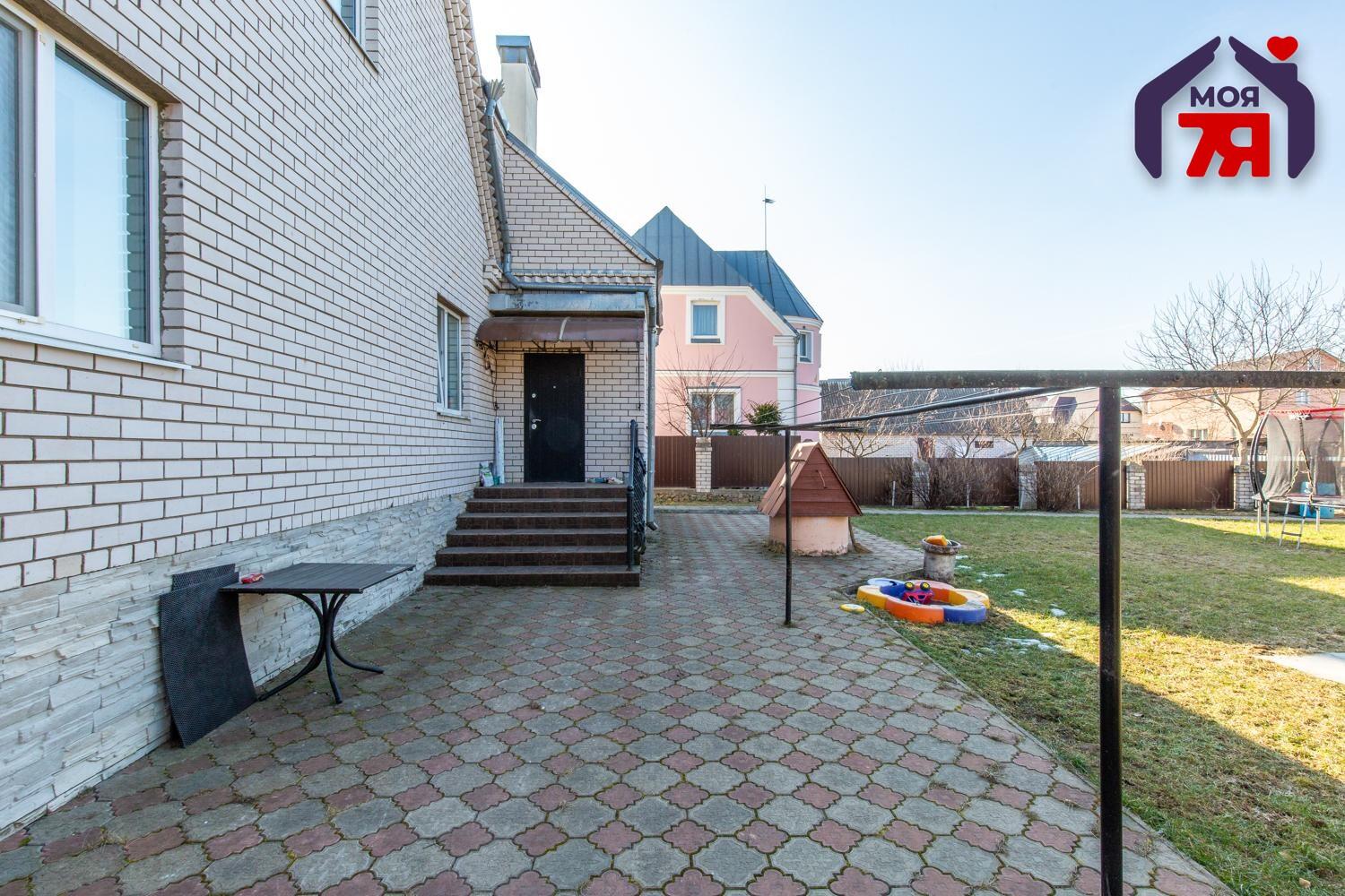 Casa 212 m² Maryina Horka, Belarús