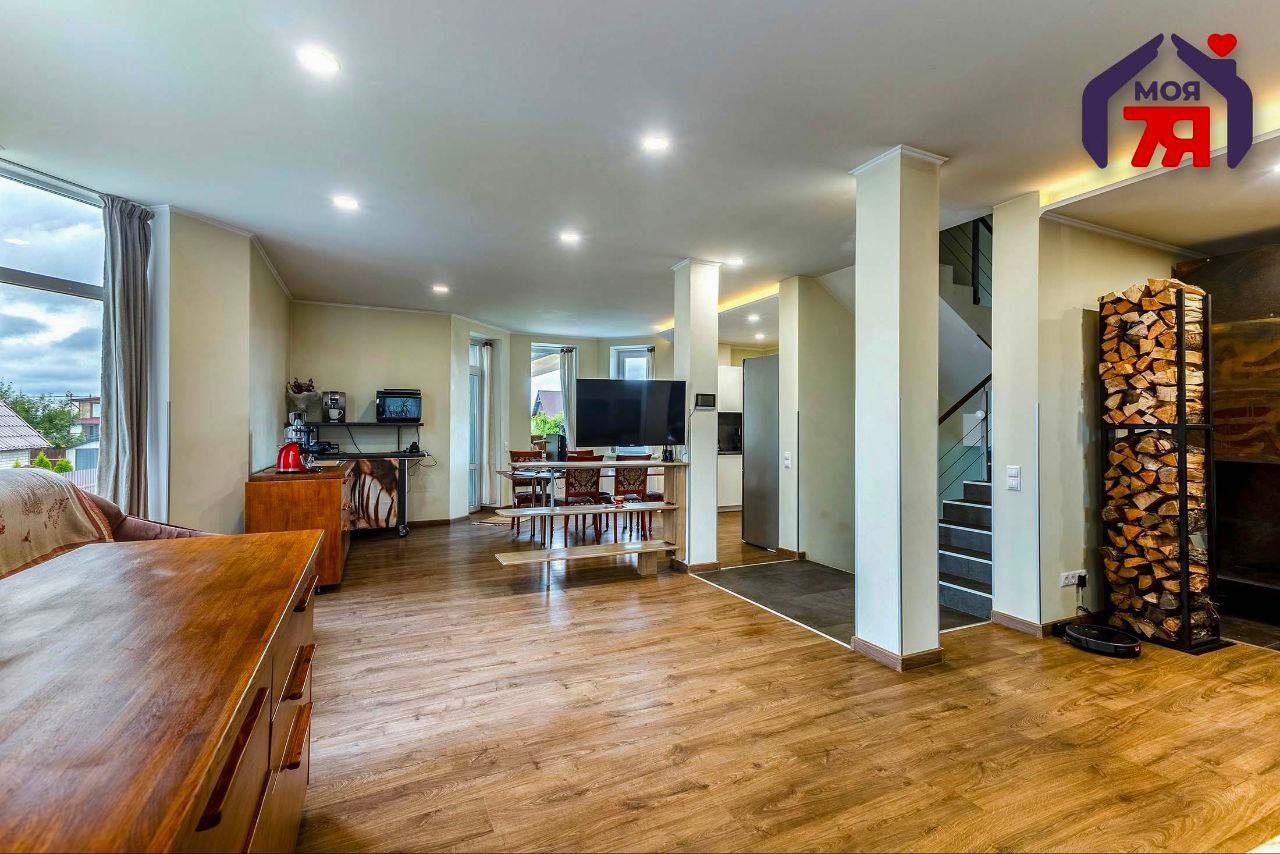 Stadthaus 255 m² Lieskauka, Belarus