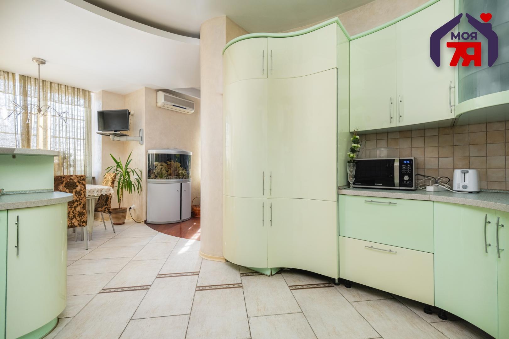 Apartamento 5 habitaciones 219 m² Minsk, Belarús