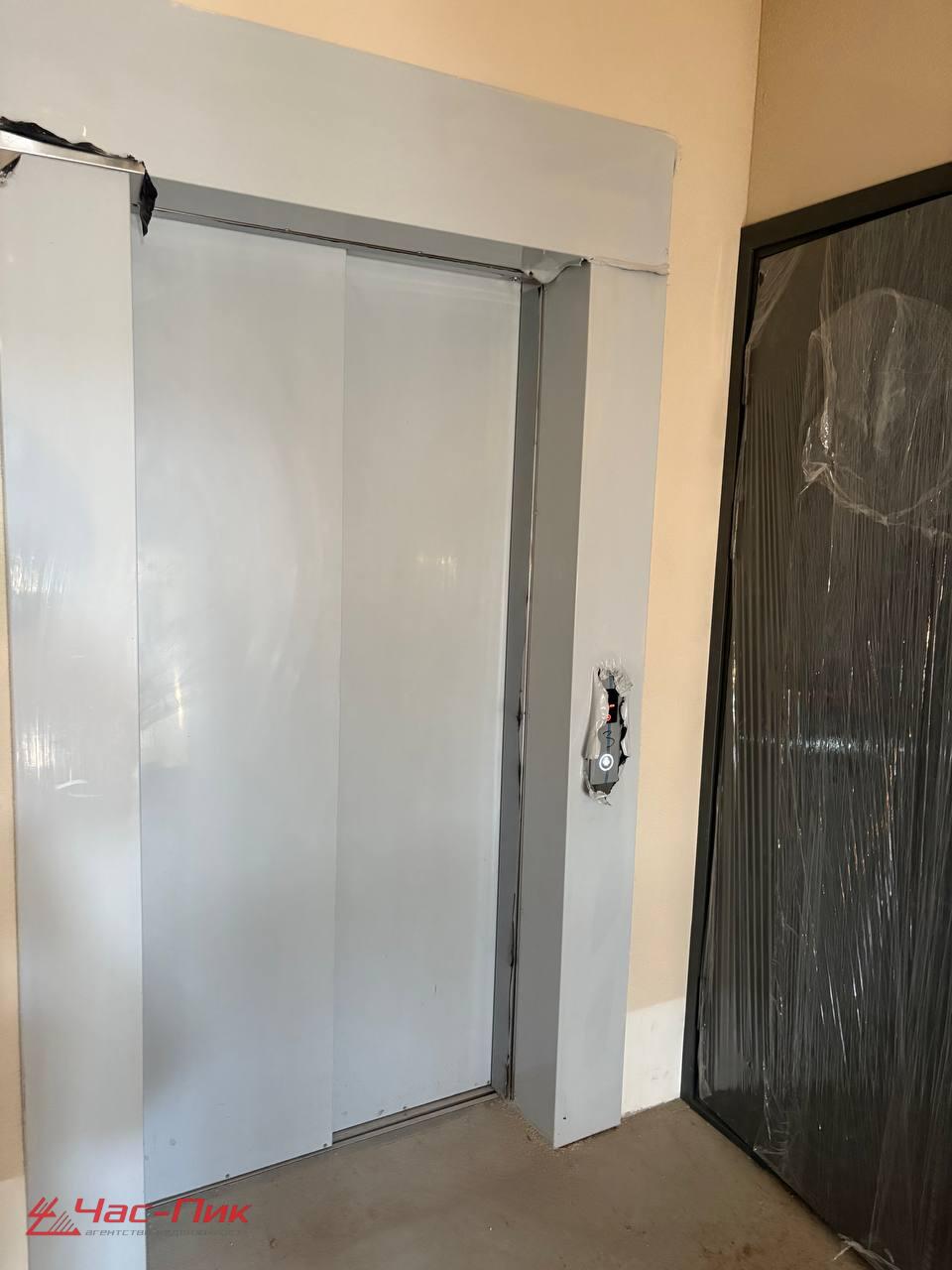 Mieszkanie 2 pokoi 69 m² Mińsk, Białoruś