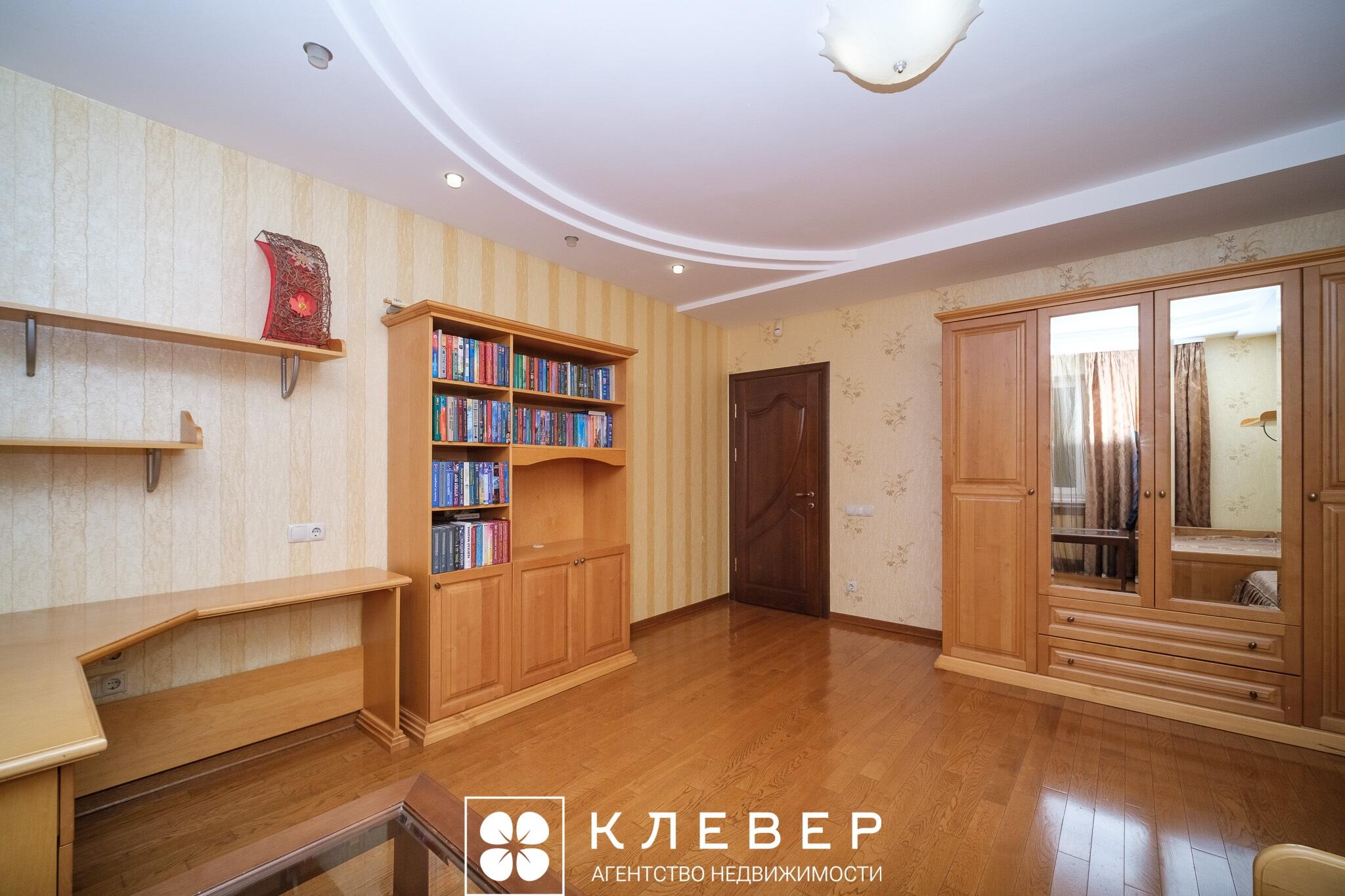  114.9м.кв., комнат 3, г. Минск (Гвардейская ул., 16)