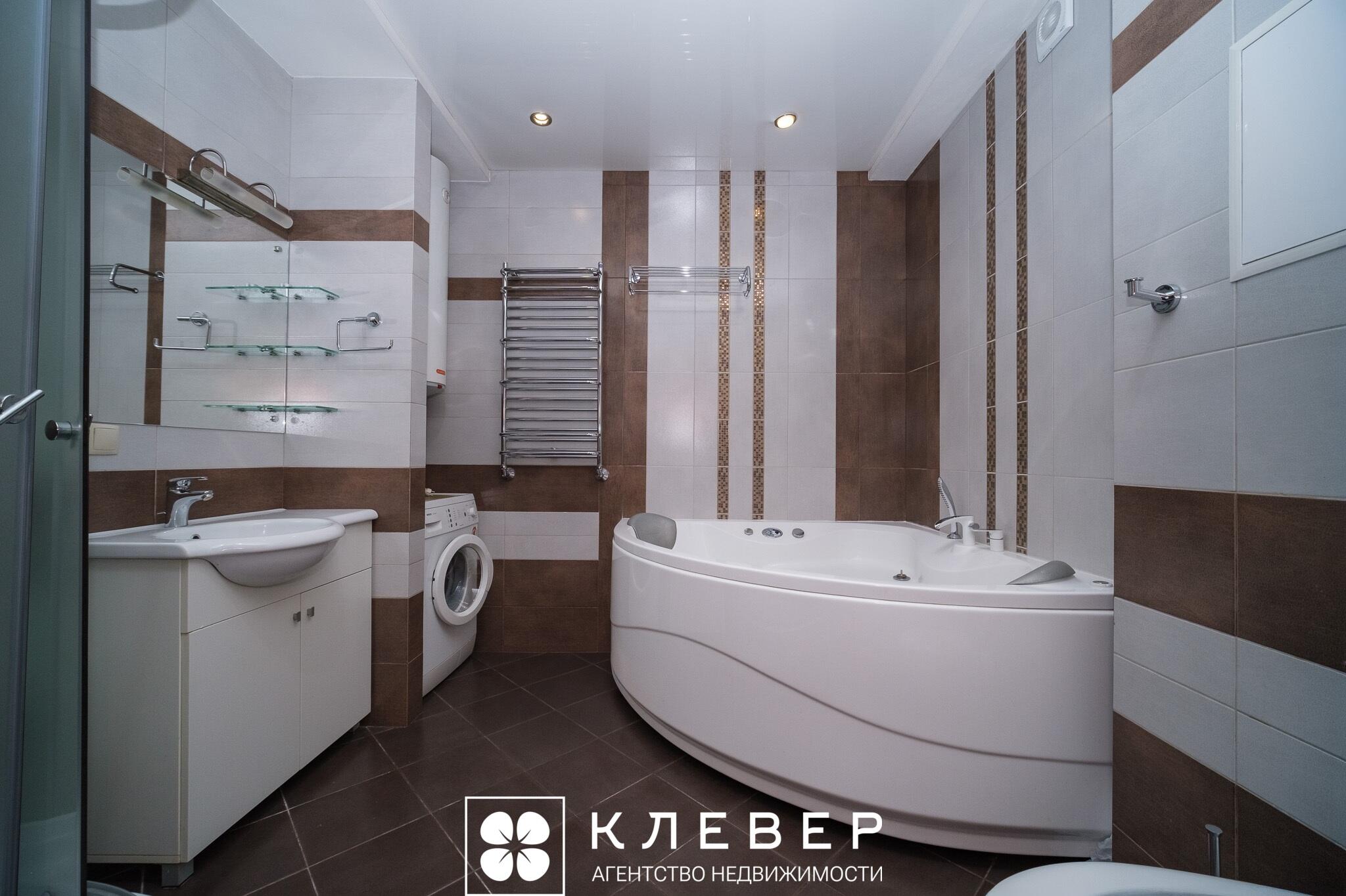 114.9м.кв., комнат 3, г. Минск (Гвардейская ул., 16)