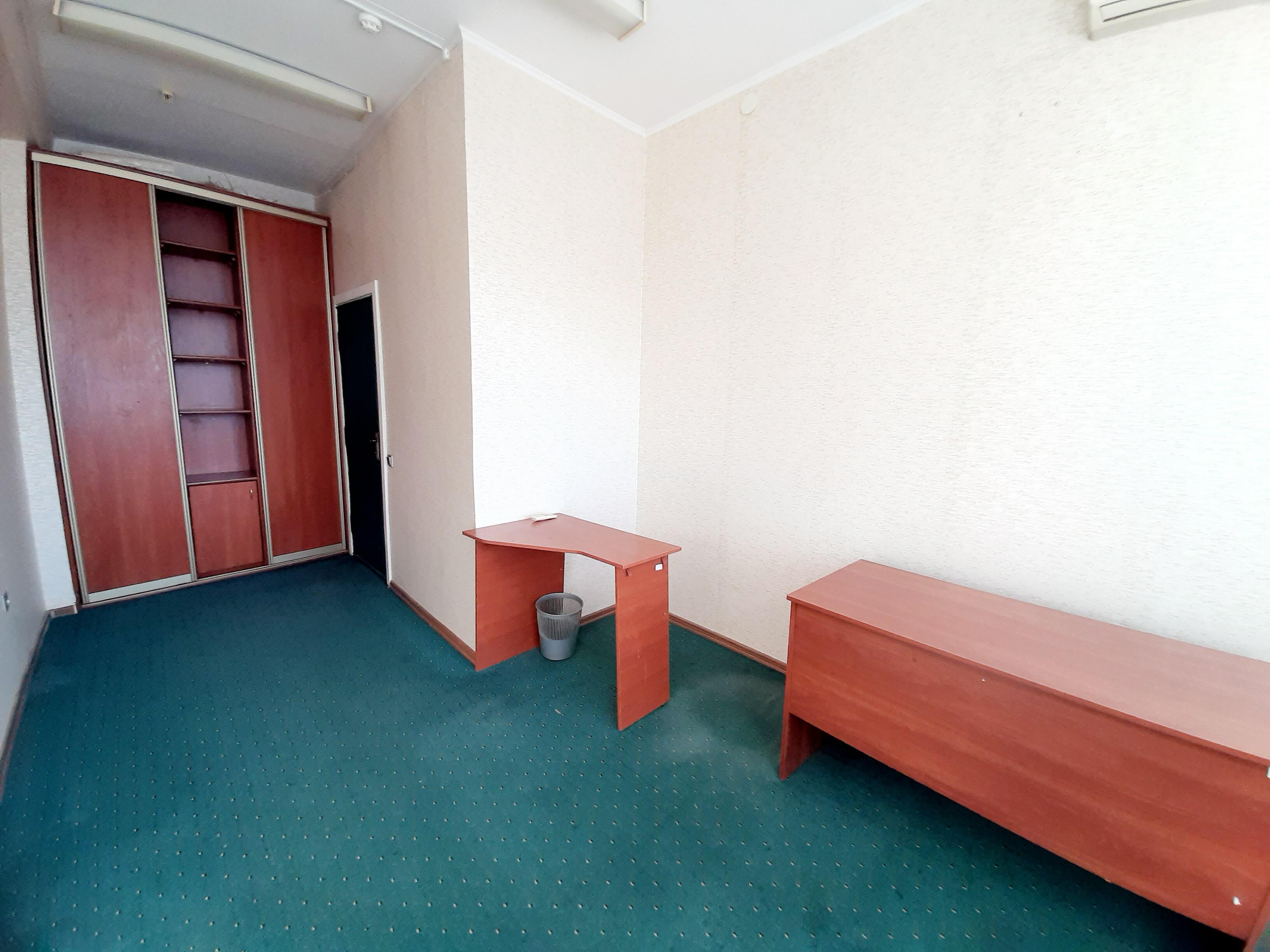 Office 2 rooms 42 m² in Minsk, Belarus