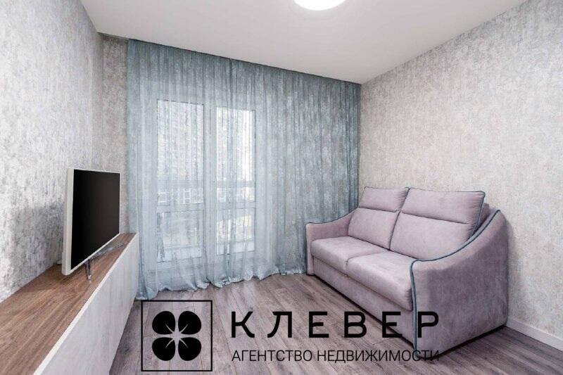  63.7м.кв., комнат 3, г. Минск (Николы Теслы ул., 1)