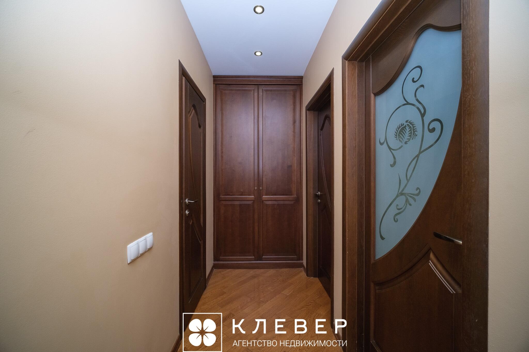  114.9м.кв., комнат 3, г. Минск (Гвардейская ул., 16)