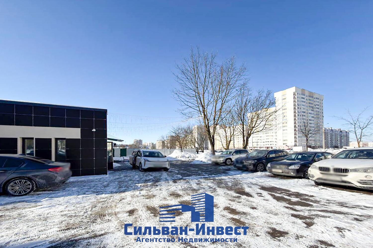 Shop 198 m² in Minsk, Belarus