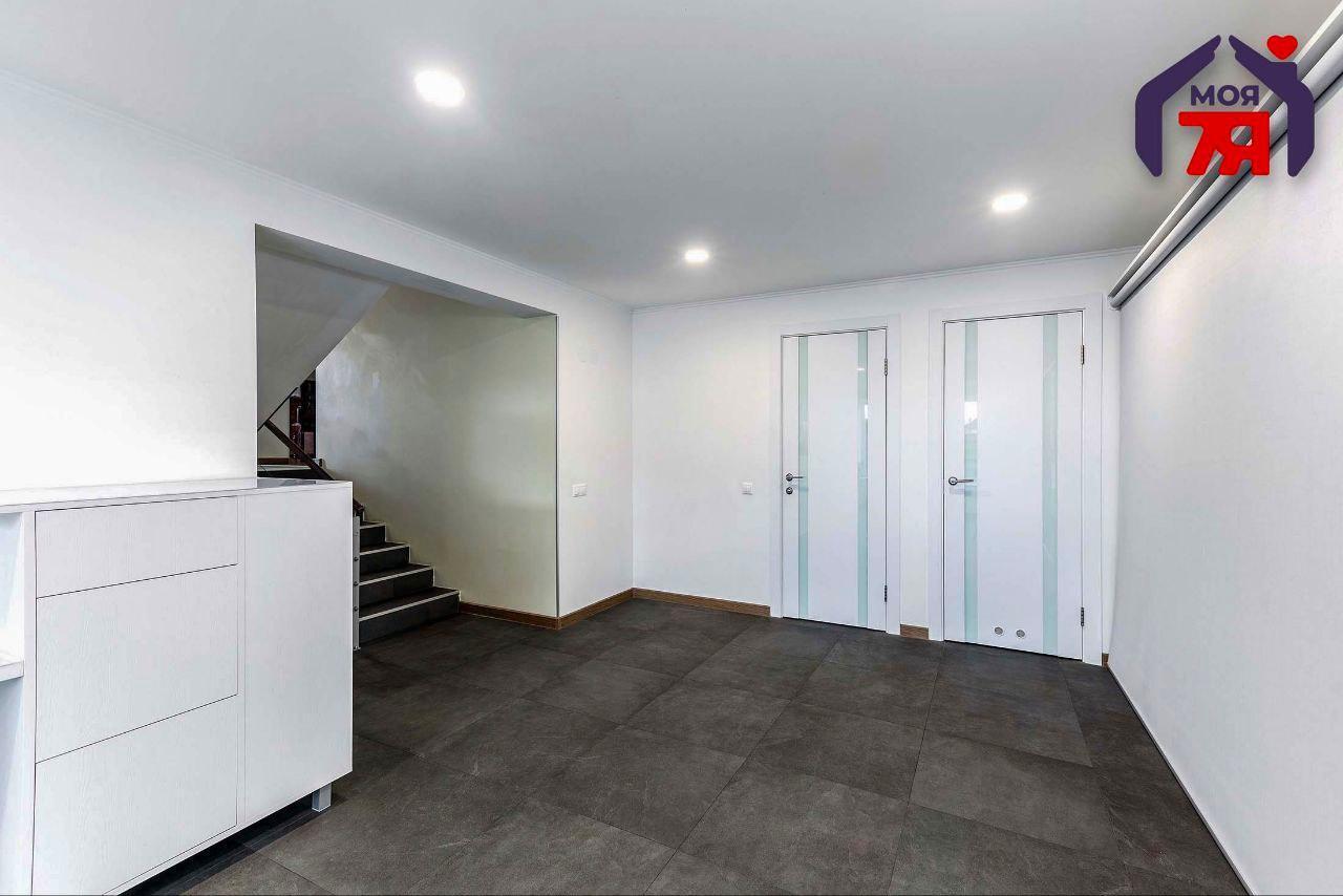 Stadthaus 255 m² Lieskauka, Belarus