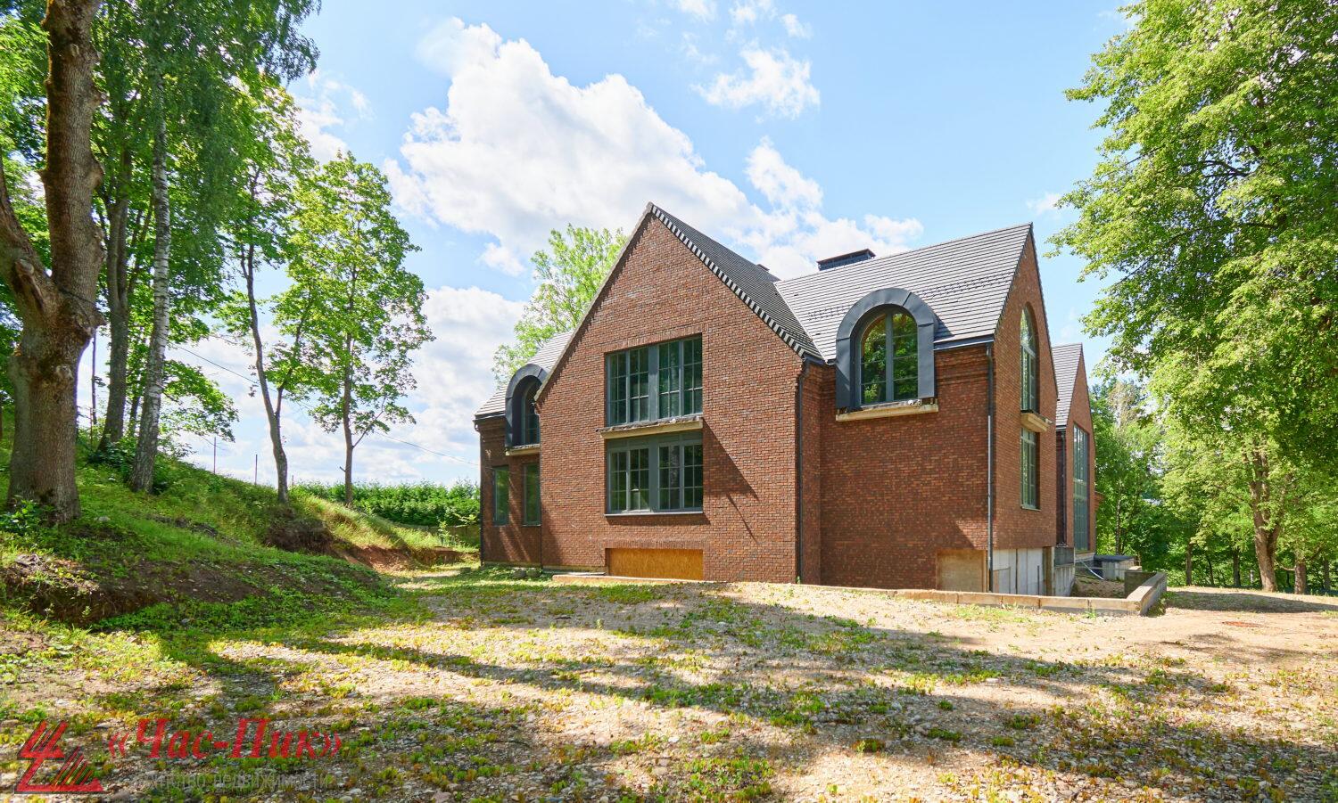 Cottage 1 720 m² Akolica, Belarus