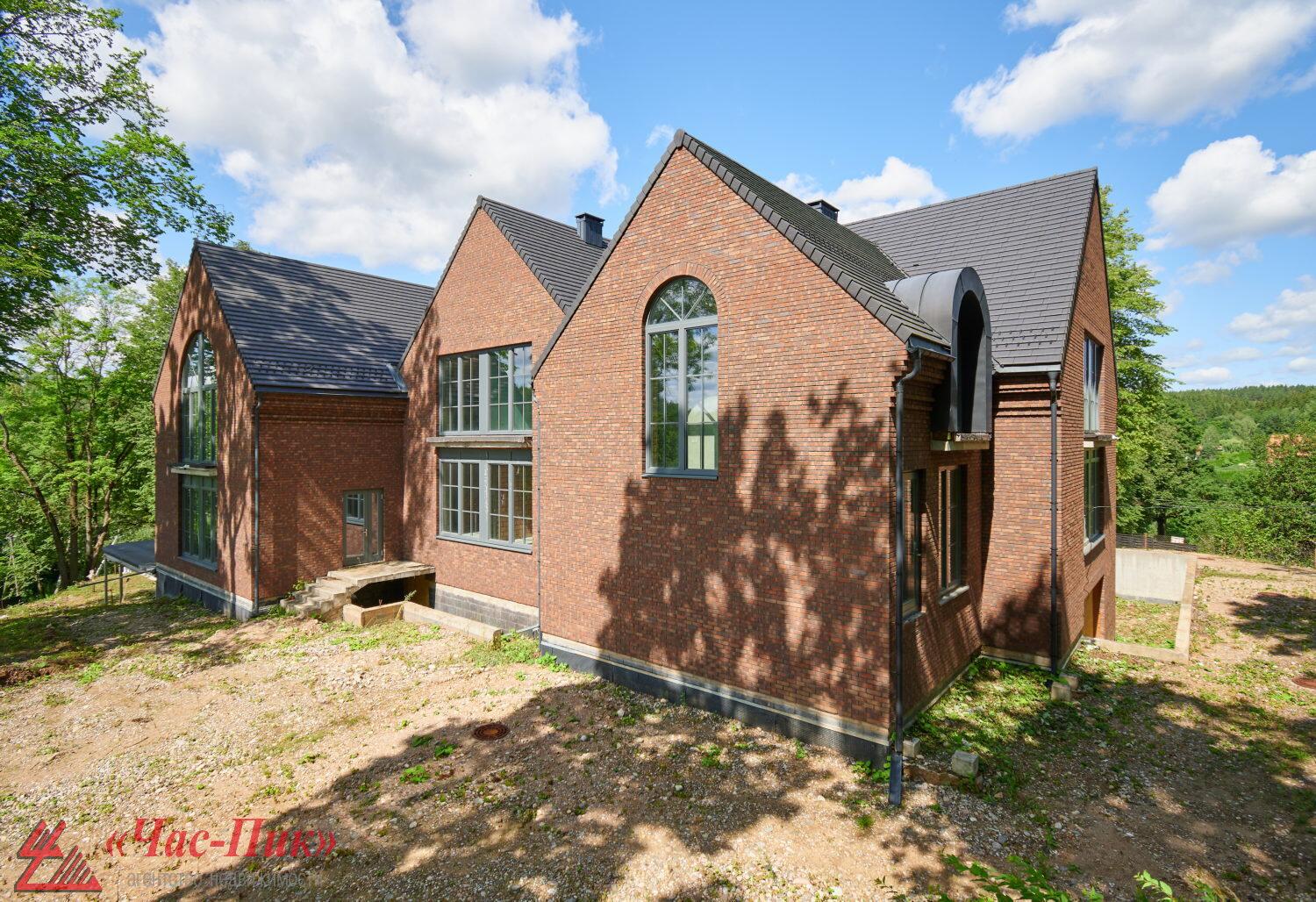 Cottage 1 720 m² Akolica, Belarus