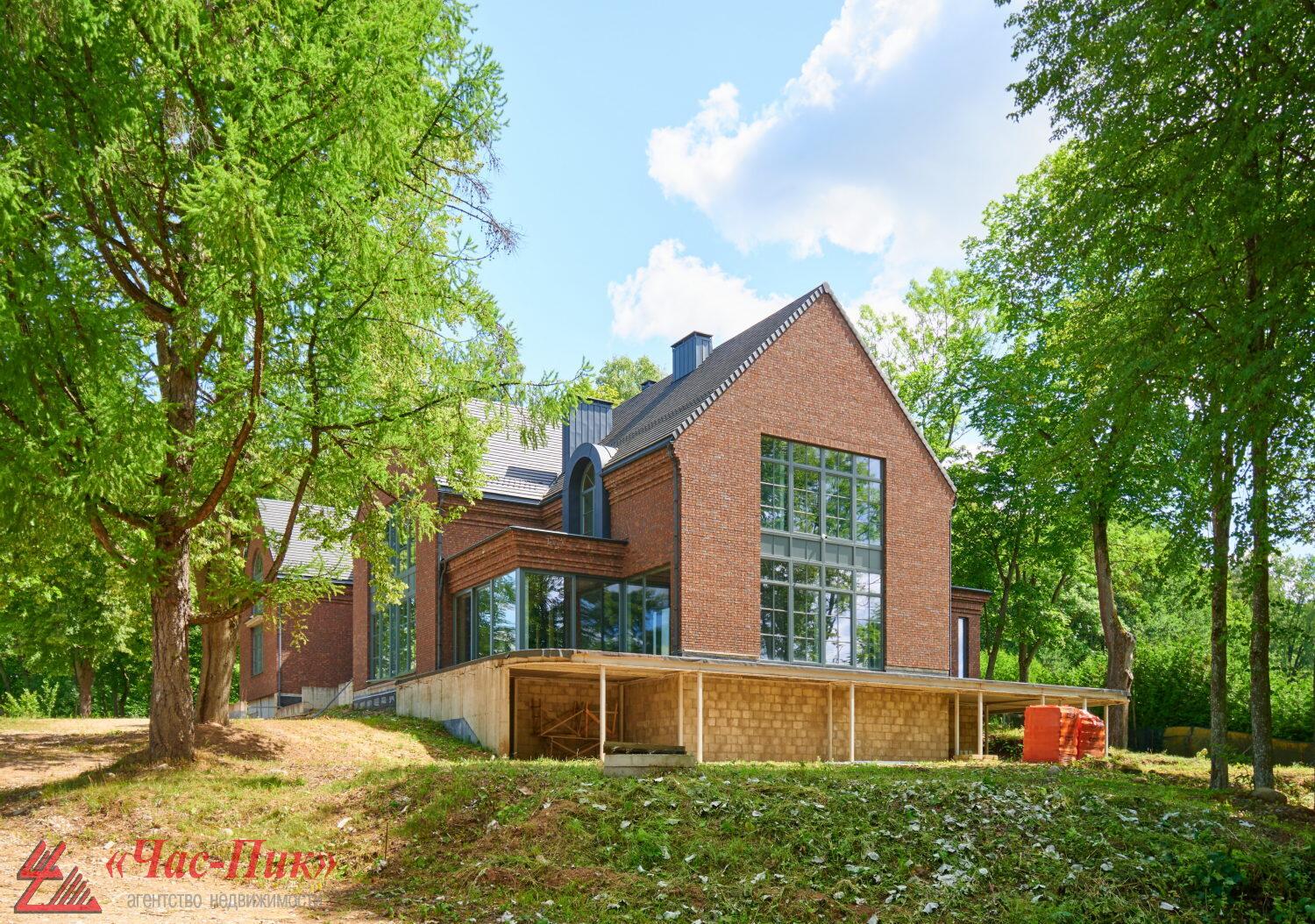 Cottage 1 720 m² Akolica, Belarus