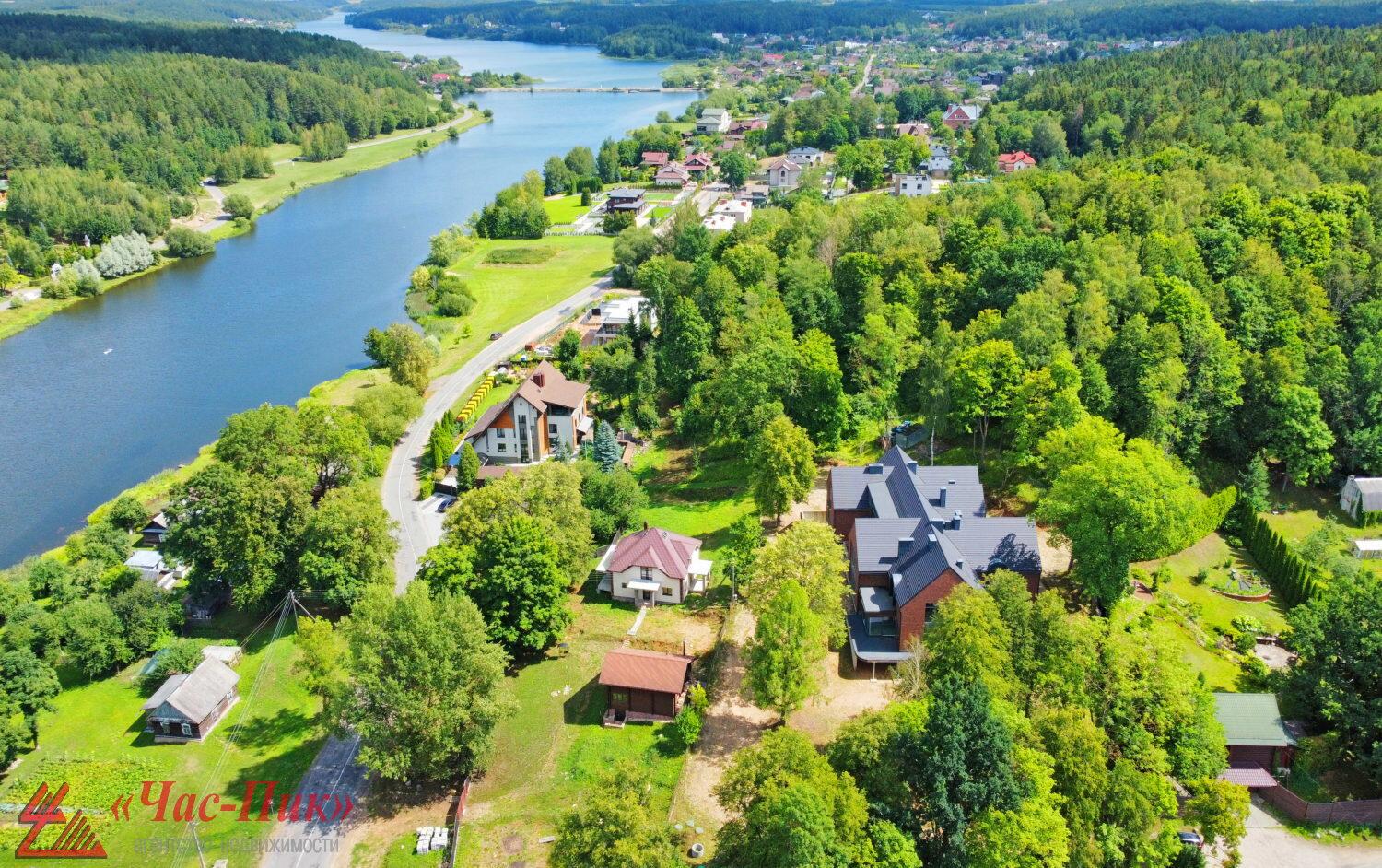 Cottage 1 720 m² Akolica, Belarus