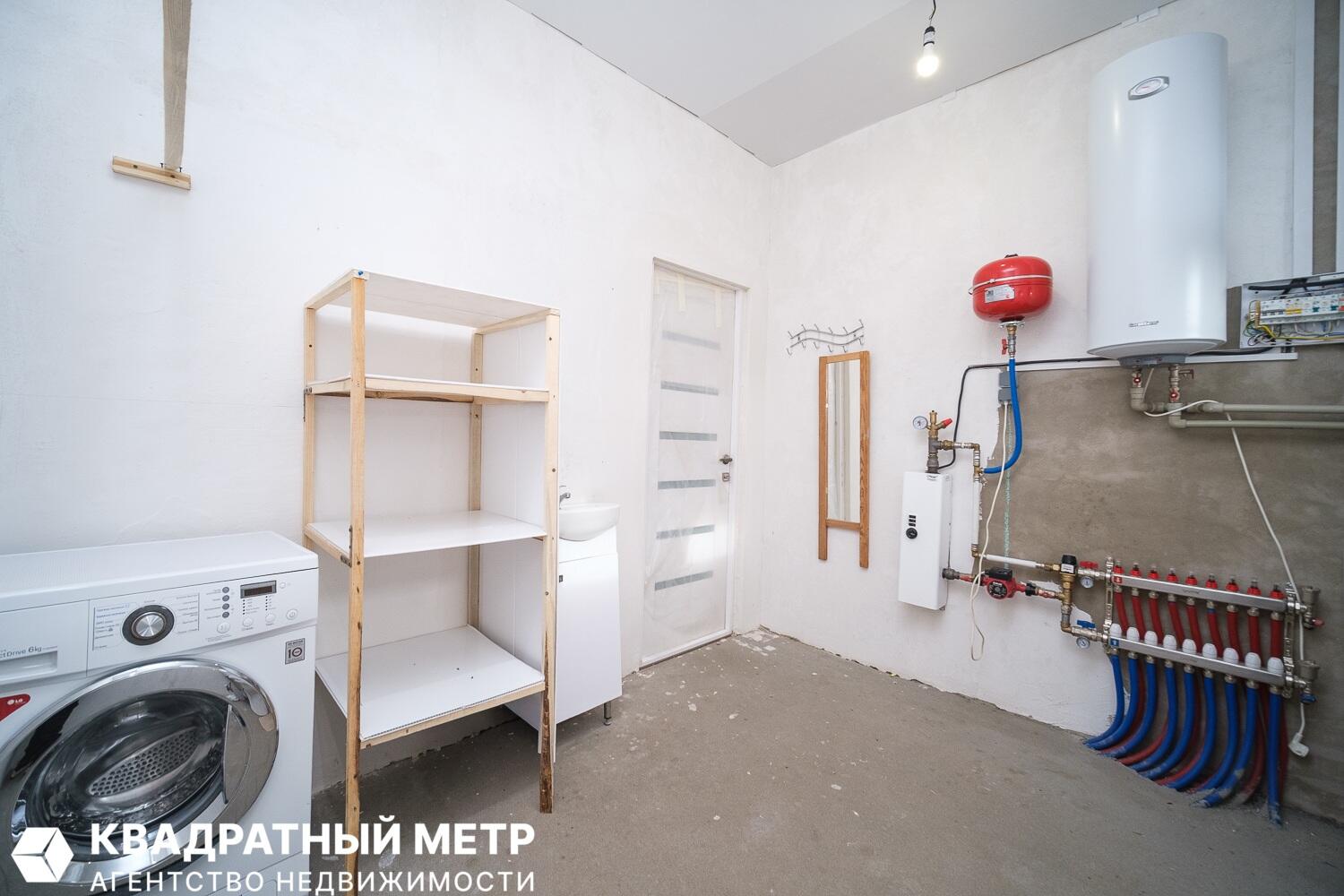 Дом  Колодищанский сельский Совет, Беларусь