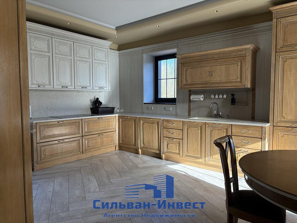 Casa de campo 501 m² Marjaliva, Belarús