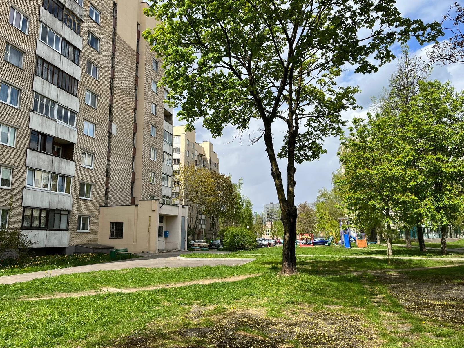 Mieszkanie 2 pokoi 47 m² Mińsk, Białoruś
