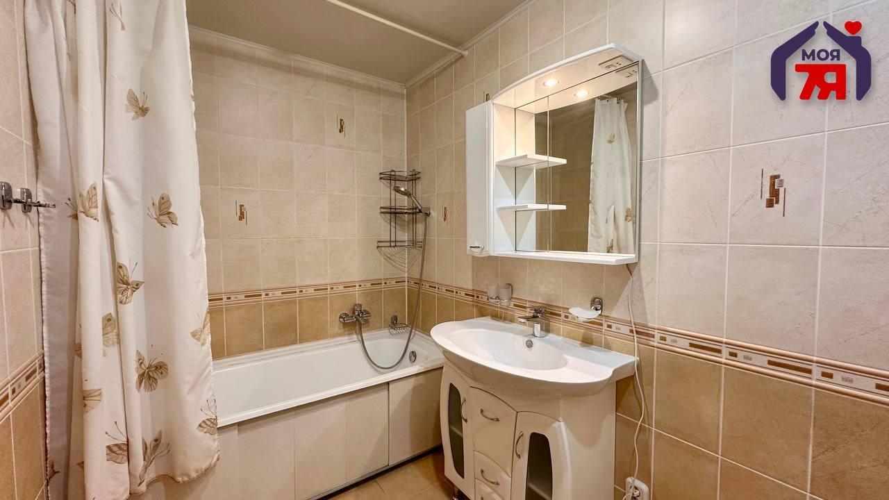 Mieszkanie 3 pokoi 90 m² Soligorsk, Białoruś