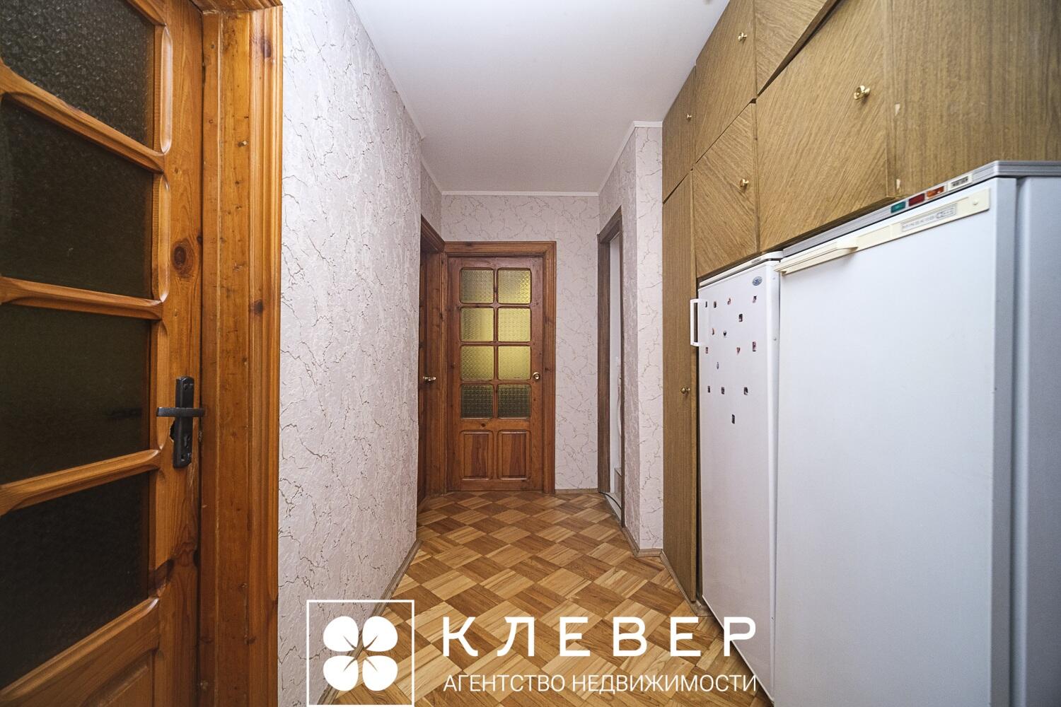  88.6м.кв., комнат 4, г. Минск (Маяковского ул., 14)