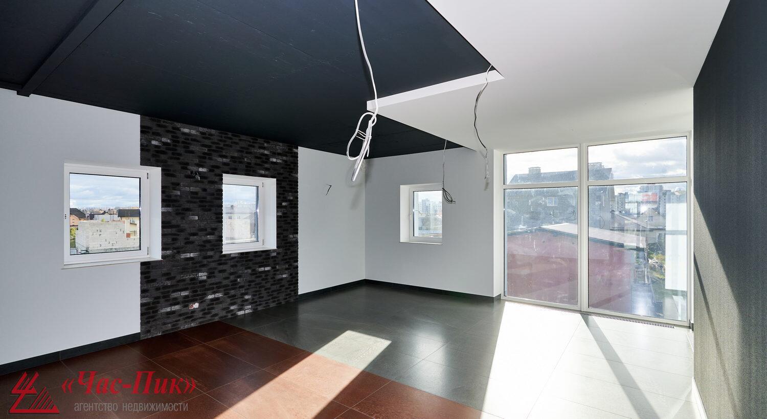 Propiedad comercial 472 m² en Minsk, Belarús