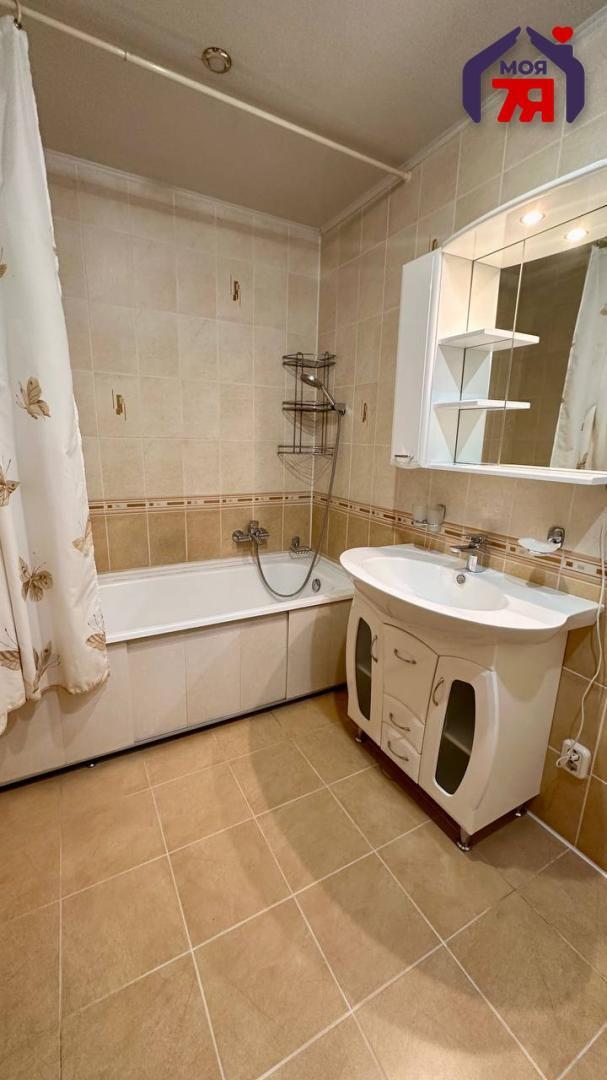 Mieszkanie 3 pokoi 90 m² Soligorsk, Białoruś