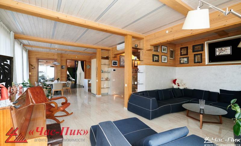 Cottage 707 m² Lahojsk selsaviet, Belarus