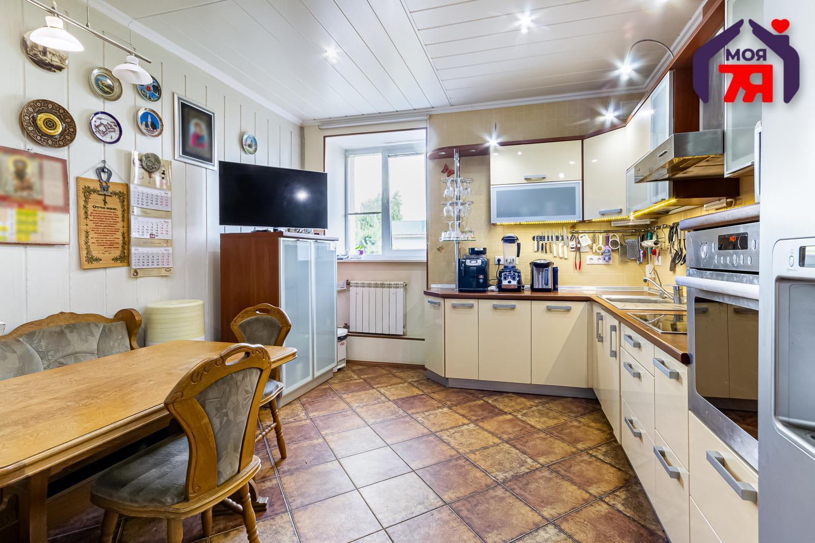 Cottage 586 m² Siomkava, Belarus