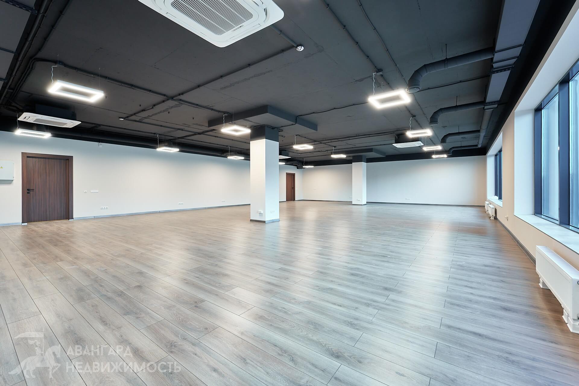 Oficina 1 habitación 186 m² en Minsk, Belarús