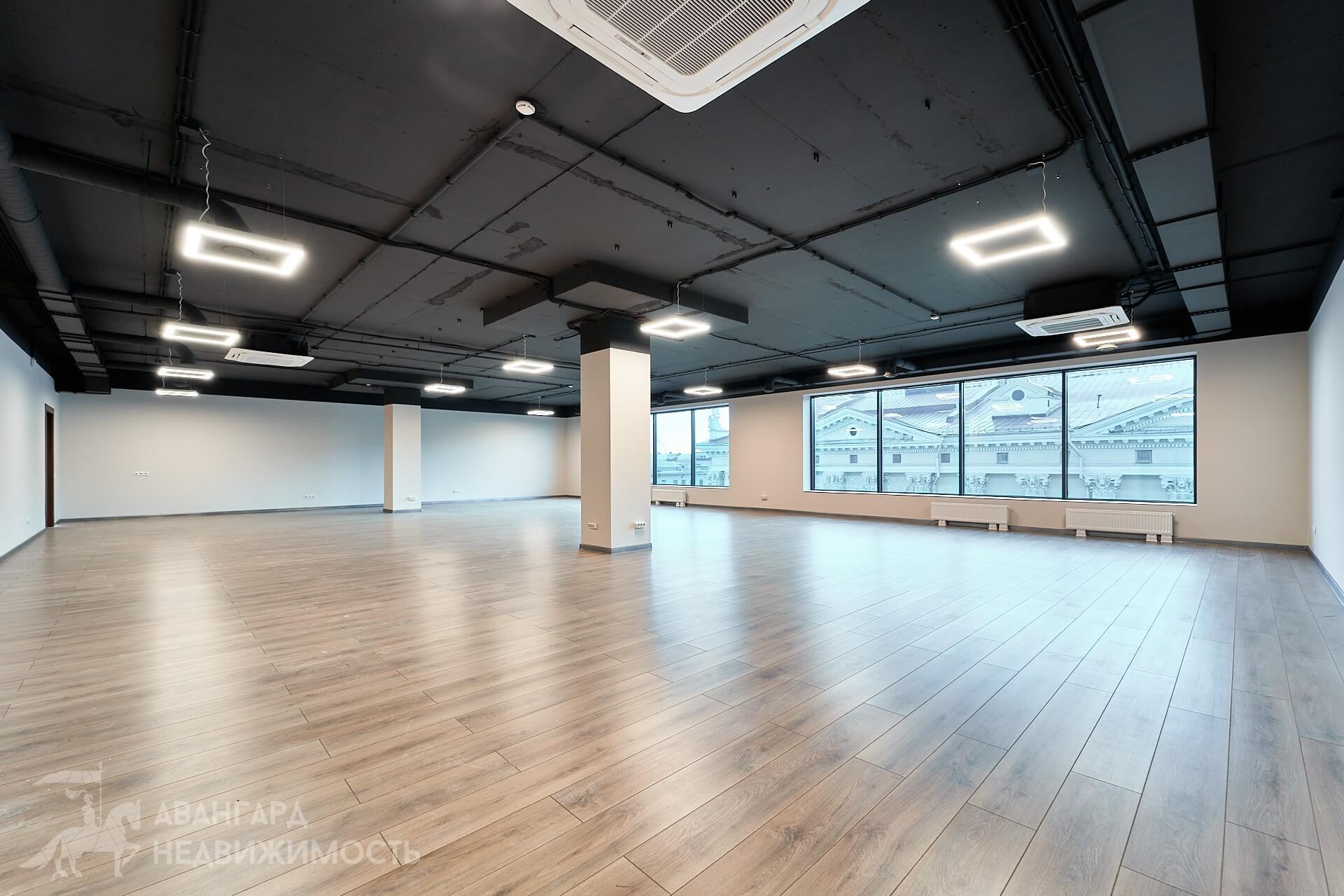 Oficina 1 habitación 186 m² en Minsk, Belarús