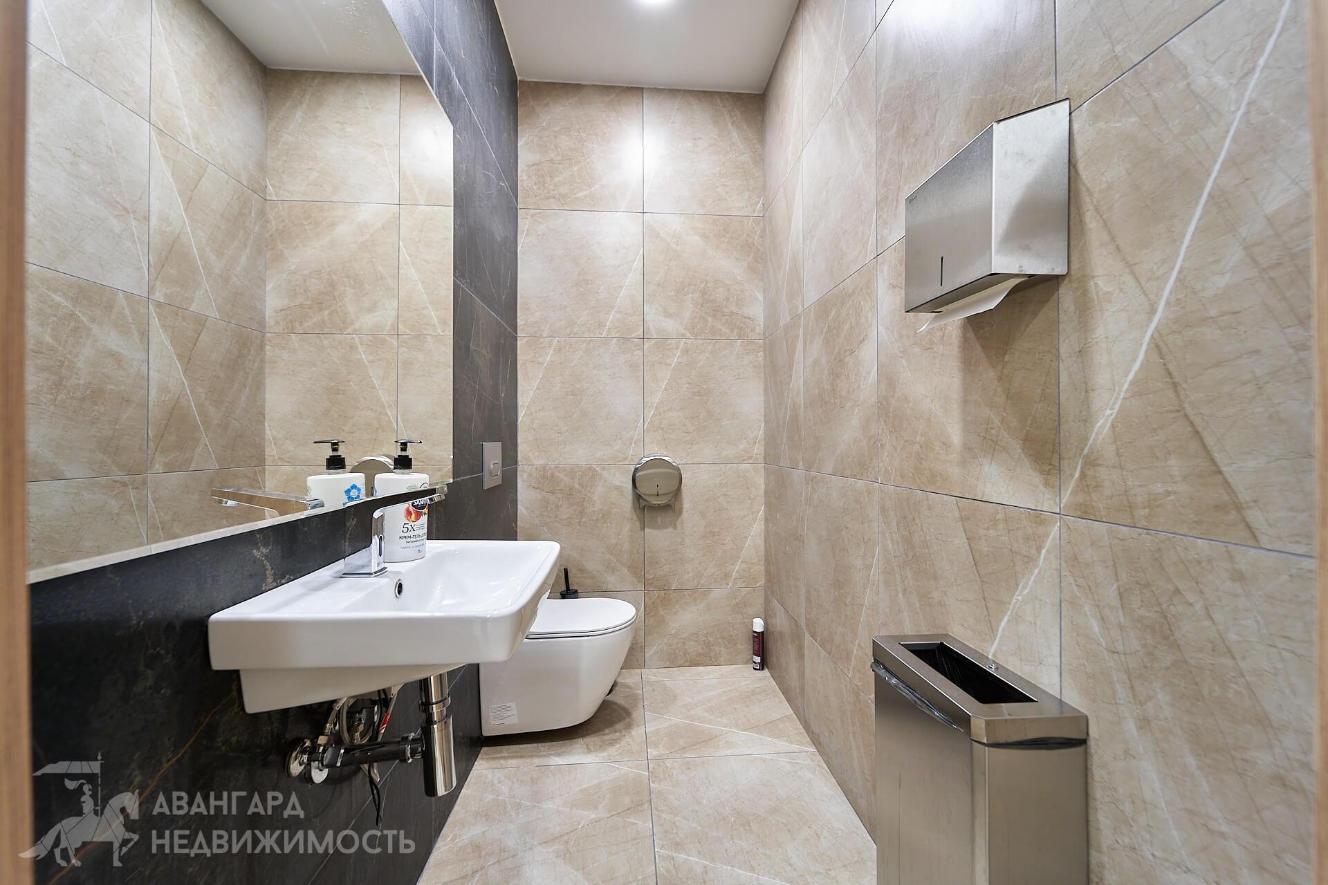 Oficina 1 habitación 186 m² en Minsk, Belarús