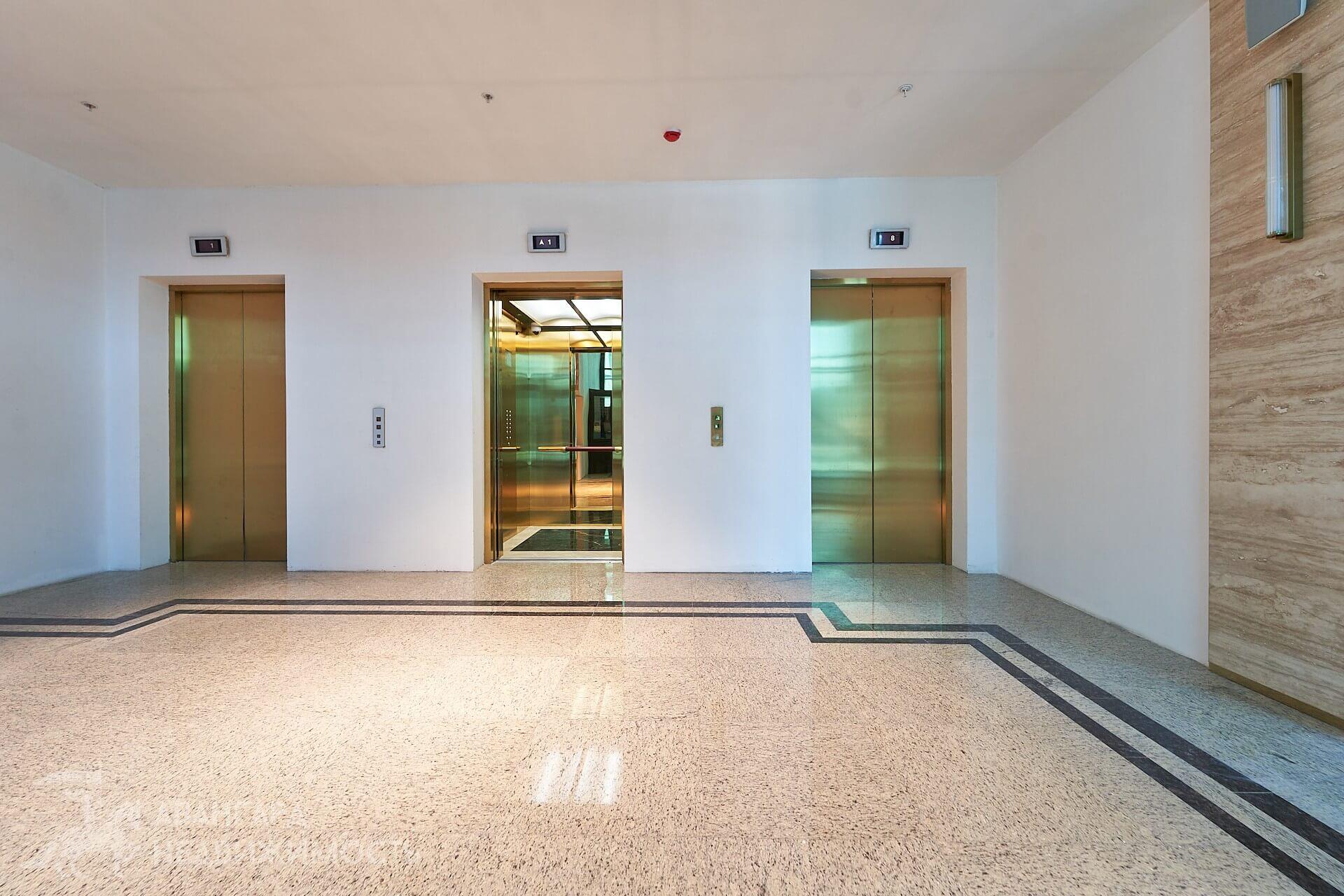 Oficina 1 habitación 186 m² en Minsk, Belarús