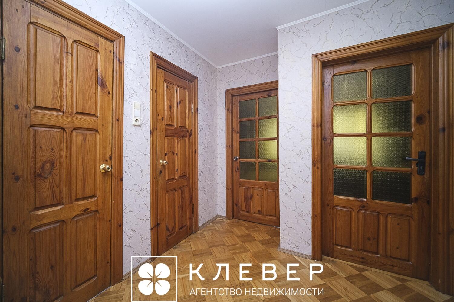  88.6м.кв., комнат 4, г. Минск (Маяковского ул., 14)